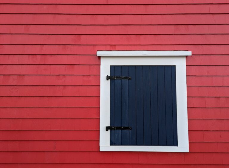 Tips for Finding Expert Siding Installation Services