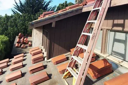 Seasonal Roof Maintenance Checklist for Homeowners